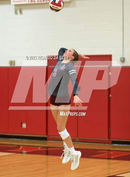 Thumbnail 3 in Katy vs Cinco Ranch photogallery.