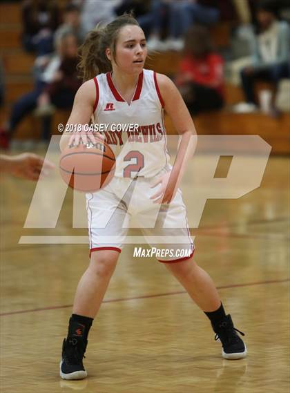 Thumbnail 3 in East Robertson @ Jo Byrns photogallery.