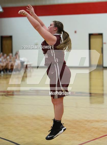 Thumbnail 2 in East Robertson @ Jo Byrns photogallery.