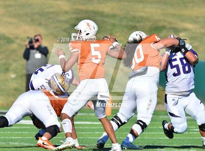Thumbnail 1 in Midland vs. Bowie  (UIL 6A Area Playoff) photogallery.