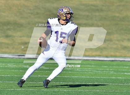 Thumbnail 2 in Midland vs. Bowie  (UIL 6A Area Playoff) photogallery.