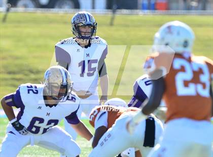 Thumbnail 1 in Midland vs. Bowie  (UIL 6A Area Playoff) photogallery.