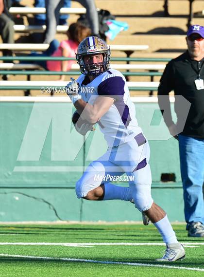 Thumbnail 2 in Midland vs. Bowie  (UIL 6A Area Playoff) photogallery.