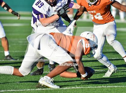 Thumbnail 3 in Midland vs. Bowie  (UIL 6A Area Playoff) photogallery.
