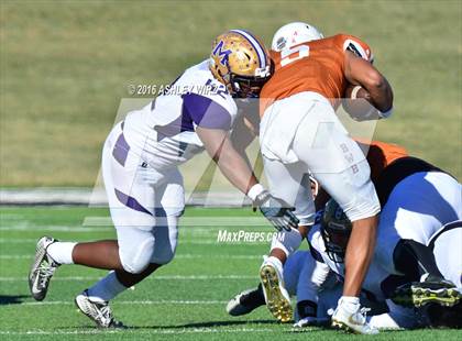 Thumbnail 1 in Midland vs. Bowie  (UIL 6A Area Playoff) photogallery.