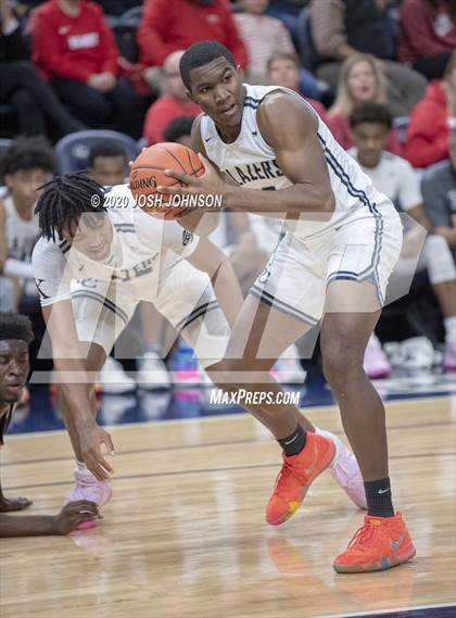 Thumbnail 3 in Sierra Canyon vs. Minnehaha Academy photogallery.