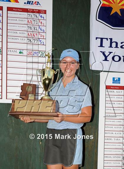 Thumbnail 2 in AIA D1 Girls Golf Championships photogallery.