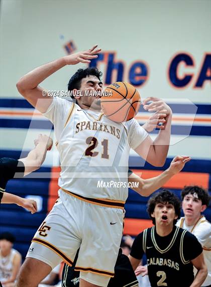 Thumbnail 2 in Calabasas vs La Canada (9th Annual west valley Boys Basketball Tip-off Classic) photogallery.