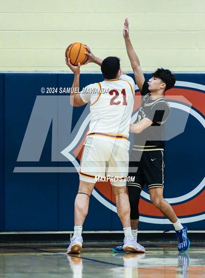 Thumbnail 3 in Calabasas vs La Canada (9th Annual west valley Boys Basketball Tip-off Classic) photogallery.