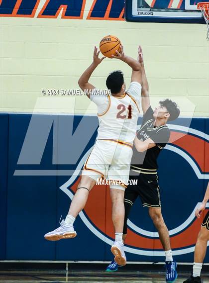 Thumbnail 2 in Calabasas vs La Canada (9th Annual west valley Boys Basketball Tip-off Classic) photogallery.