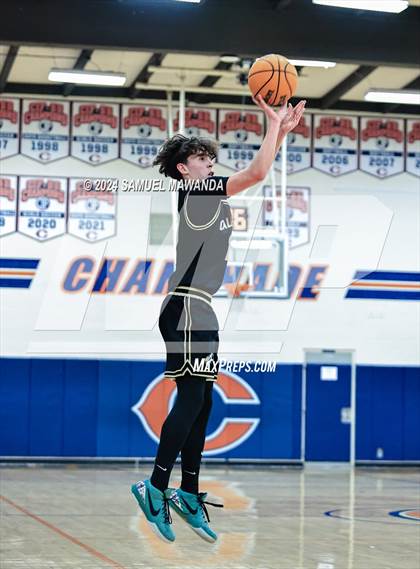 Thumbnail 2 in Calabasas vs La Canada (9th Annual west valley Boys Basketball Tip-off Classic) photogallery.