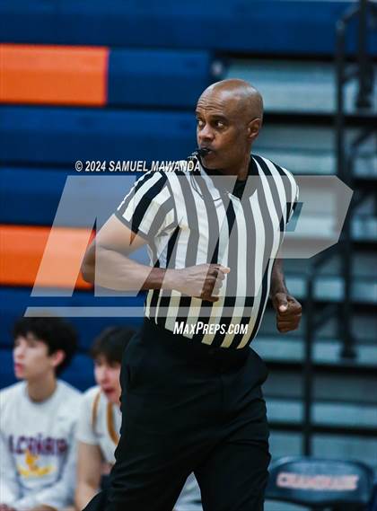 Thumbnail 3 in Calabasas vs La Canada (9th Annual west valley Boys Basketball Tip-off Classic) photogallery.