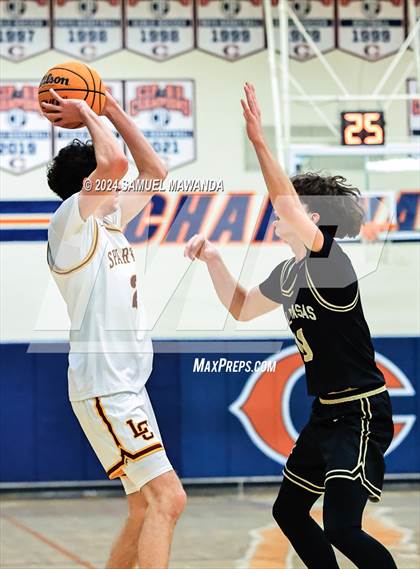 Thumbnail 3 in Calabasas vs La Canada (9th Annual west valley Boys Basketball Tip-off Classic) photogallery.