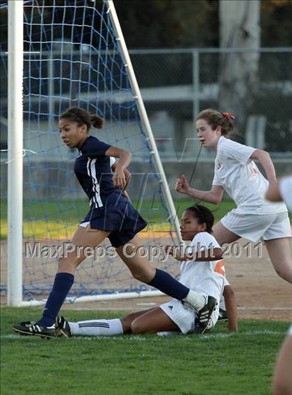 Thumbnail 3 in Flintridge Prep @ Poly photogallery.