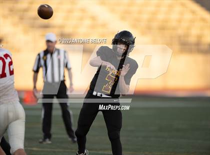 Thumbnail 1 in Fairfax vs. Ferndale (CIF State Division 7-AA Final) photogallery.