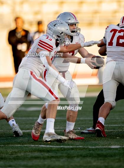 Thumbnail 3 in Fairfax vs. Ferndale (CIF State Division 7-AA Final) photogallery.