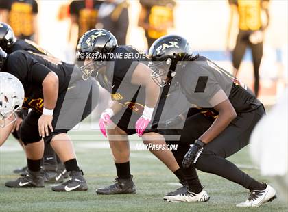 Thumbnail 2 in Fairfax vs. Ferndale (CIF State Division 7-AA Final) photogallery.