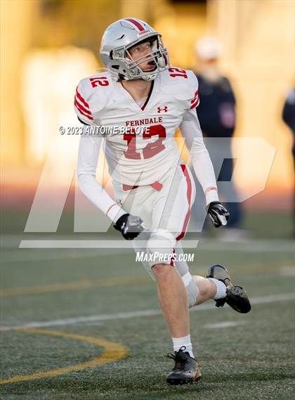 Thumbnail 1 in Fairfax vs. Ferndale (CIF State Division 7-AA Final) photogallery.