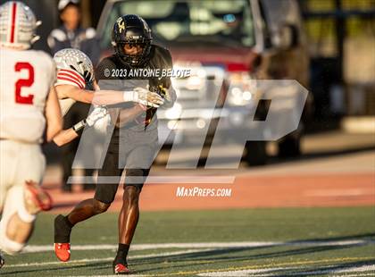 Thumbnail 1 in Fairfax vs. Ferndale (CIF State Division 7-AA Final) photogallery.