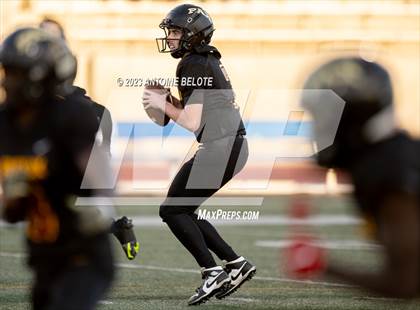 Thumbnail 1 in Fairfax vs. Ferndale (CIF State Division 7-AA Final) photogallery.