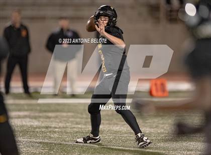 Thumbnail 2 in Fairfax vs. Ferndale (CIF State Division 7-AA Final) photogallery.