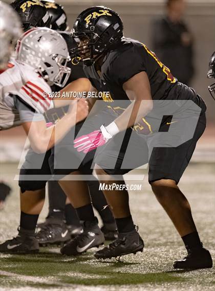 Thumbnail 3 in Fairfax vs. Ferndale (CIF State Division 7-AA Final) photogallery.