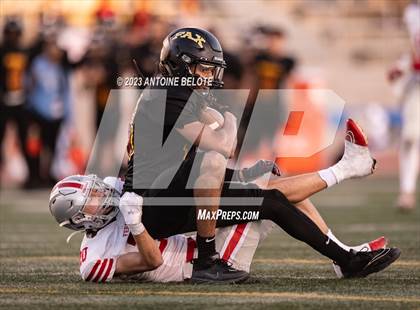 Thumbnail 3 in Fairfax vs. Ferndale (CIF State Division 7-AA Final) photogallery.