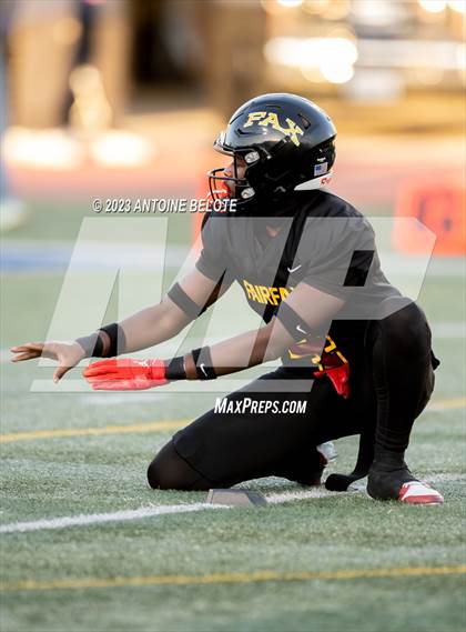 Thumbnail 2 in Fairfax vs. Ferndale (CIF State Division 7-AA Final) photogallery.