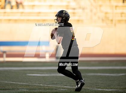 Thumbnail 2 in Fairfax vs. Ferndale (CIF State Division 7-AA Final) photogallery.