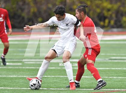 Thumbnail 3 in De La Salle vs. Orange Lutheran (Adidas So Cal College Showcase) photogallery.