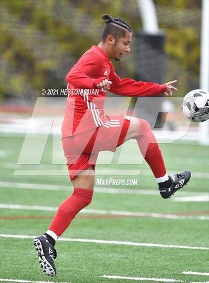 Thumbnail 1 in De La Salle vs. Orange Lutheran (Adidas So Cal College Showcase) photogallery.