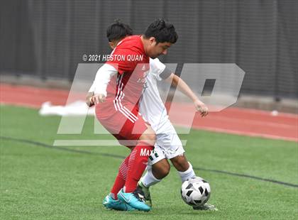 Thumbnail 2 in De La Salle vs. Orange Lutheran (Adidas So Cal College Showcase) photogallery.