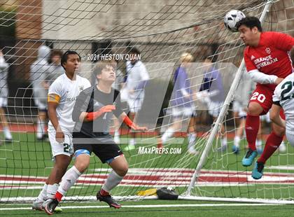 Thumbnail 3 in De La Salle vs. Orange Lutheran (Adidas So Cal College Showcase) photogallery.