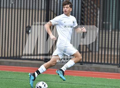Thumbnail 2 in De La Salle vs. Orange Lutheran (Adidas So Cal College Showcase) photogallery.