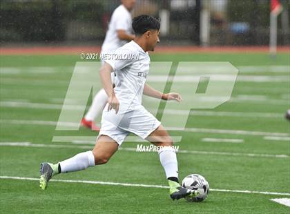 Thumbnail 3 in De La Salle vs. Orange Lutheran (Adidas So Cal College Showcase) photogallery.