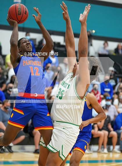Thumbnail 3 in St. Mary's vs. Paradise Honors (AIA 4A Final) photogallery.