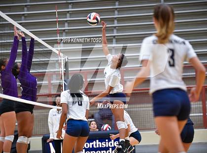 Thumbnail 3 in Warren @ O'Connor photogallery.
