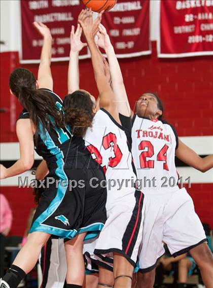 Thumbnail 2 in Pasadena Memorial vs South Houston photogallery.