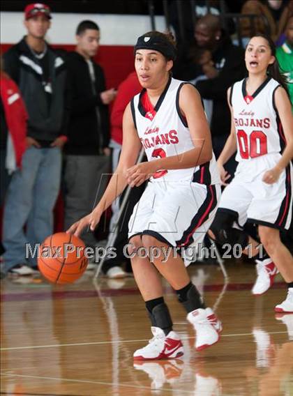 Thumbnail 2 in Pasadena Memorial vs South Houston photogallery.