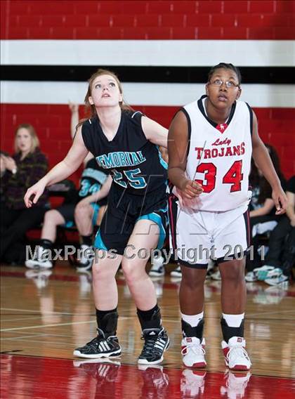 Thumbnail 2 in Pasadena Memorial vs South Houston photogallery.