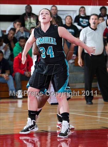 Thumbnail 1 in Pasadena Memorial vs South Houston photogallery.