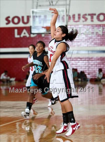 Thumbnail 2 in Pasadena Memorial vs South Houston photogallery.