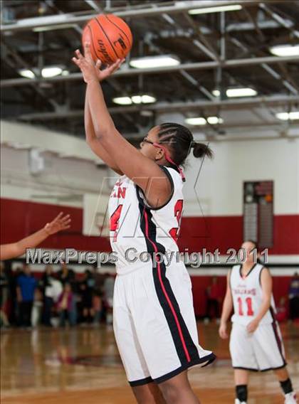 Thumbnail 3 in Pasadena Memorial vs South Houston photogallery.