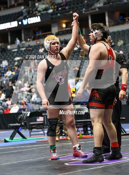 Thumbnail 2 in CHSAA State Championship 3A Consolation Rounds photogallery.