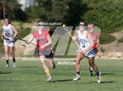 Thumbnail 3 in Glendale vs Cate (CIF-SS Round 2 Playoff) photogallery.