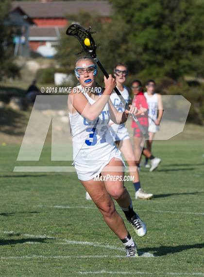 Thumbnail 3 in Glendale vs Cate (CIF-SS Round 2 Playoff) photogallery.