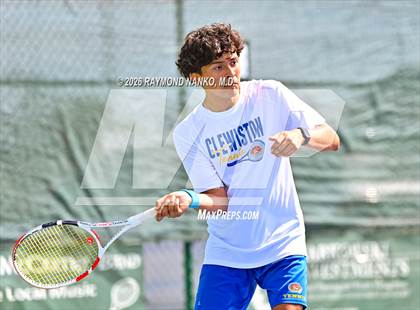 Thumbnail 2 in FHSAA 2A District 11 photogallery.