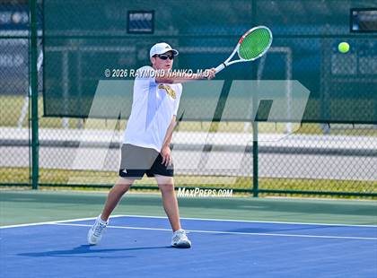 Thumbnail 1 in FHSAA 2A District 11 photogallery.