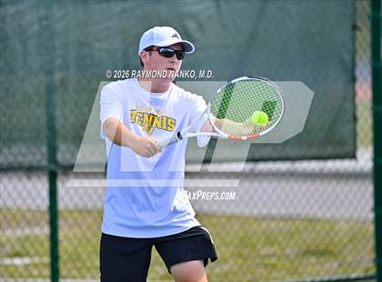 Thumbnail 1 in FHSAA 2A District 11 photogallery.