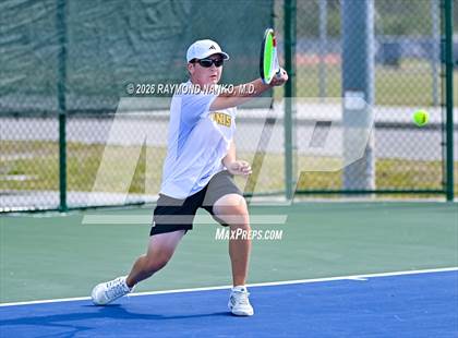 Thumbnail 1 in FHSAA 2A District 11 photogallery.
